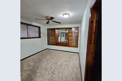 5163 Rosecrest Dr, East Pittsburgh, PA 15201 - Photo 11