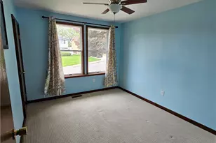 5163 Rosecrest Dr, East Pittsburgh, PA 15201 - Photo 9