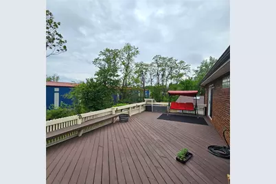 5163 Rosecrest Dr, East Pittsburgh, PA 15201 - Photo 35