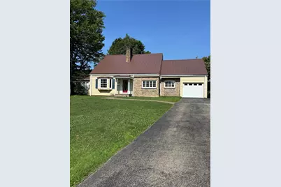 38 Hillcrest Ln, Uniontown, PA 15401 - Photo 1