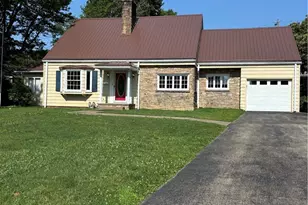 38 Hillcrest Ln, Uniontown, PA 15401 - Photo 1