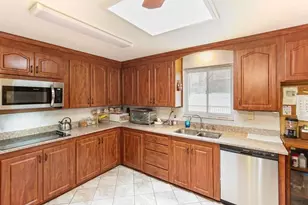 2025 Beulah Rd, Pittsburgh, PA 15235 - Photo 11