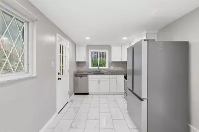 3856 Hilpert St, Pittsburgh, PA 15227 - Photo 5