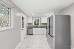 3856 Hilpert St, Pittsburgh, PA 15227 - Photo 5