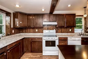 6806 Rte 240 Hwy, Green/Commdre/Prchse, PA 15724 - Photo 11