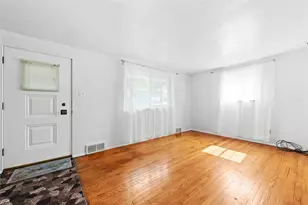 92 Stella Dr, Level Green, PA 15085 - Photo 11