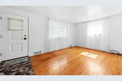 92 Stella Dr, Level Green, PA 15085 - Photo 11
