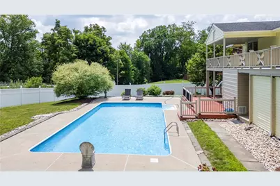 241 Laurel Dr, Greensburg, PA 15601 - Photo 13