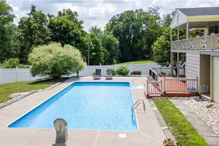 241 Laurel Dr, Greensburg, PA 15601 - Photo 13
