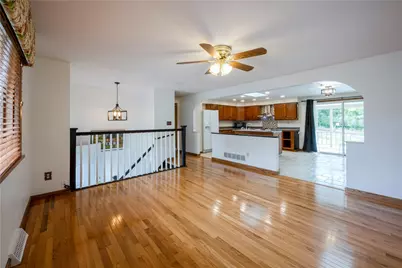 241 Laurel Dr, Greensburg, PA 15601 - Photo 3