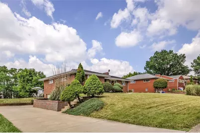 4790 Frich Dr, Pittsburgh, PA 15227 - Photo 3