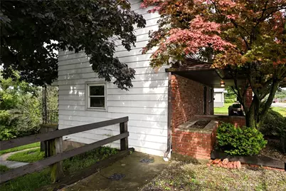 107 Steubenville Pike, Hanover Township, PA 15021 - Photo 9