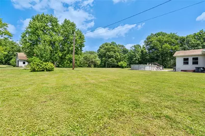642 Wallace Run Rd, Big Beaver, PA 15010 - Photo 11
