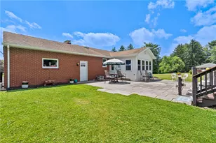 642 Wallace Run Rd, Big Beaver, PA 15010 - Photo 5