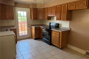 218 Meadow Ave, Charleroi Boro, PA 15022 - Photo 5