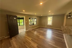 739 State Route 130, Penn Twp, PA 15206 - Photo 5