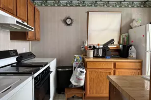 1004 Wallace St, Vandergrift, PA 15690 - Photo 7