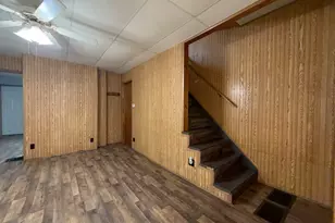 1004 Wallace St, Vandergrift, PA 15690 - Photo 9