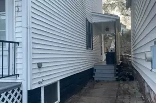 1004 Wallace St, Vandergrift, PA 15690 - Photo 11