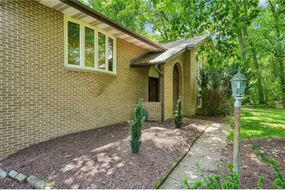 129 Green Forest Dr, Economy, PA 15005 - Photo 3