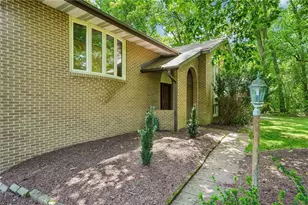 129 Green Forest Dr, Economy, PA 15005 - Photo 3