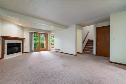 1002 Forest Edge Ct, Pittsburgh, PA 15090 - Photo 21