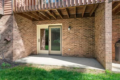 1002 Forest Edge Ct, Pittsburgh, PA 15090 - Photo 3