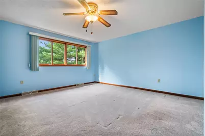 1002 Forest Edge Ct, Pittsburgh, PA 15090 - Photo 33