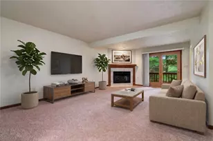 1002 Forest Edge Ct, Pittsburgh, PA 15090 - Photo 7