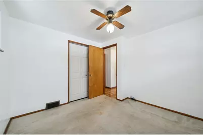 7867 Mark Dr, Pittsburgh, PA 15147 - Photo 23