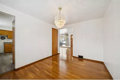 7867 Mark Dr, Pittsburgh, PA 15147 - Photo 9