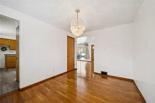 7867 Mark Dr, Pittsburgh, PA 15147 - Photo 9