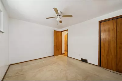 7867 Mark Dr, Pittsburgh, PA 15147 - Photo 19