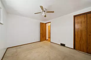 7867 Mark Dr, Pittsburgh, PA 15147 - Photo 19
