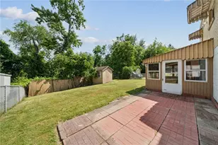 7867 Mark Dr, Pittsburgh, PA 15147 - Photo 5