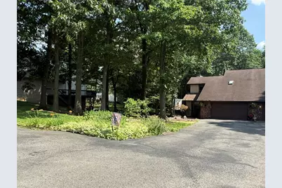 122 May Dr, Jefferson Township, PA 16056 - Photo 35