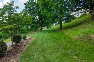 4465 Mt Troy Rd Ext, Ross Twp, PA 15214 - Photo 15