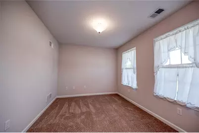 502 Blackrock Blvd, Adams Township, PA 16046 - Photo 5
