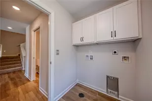 502 Blackrock Blvd, Adams Township, PA 16046 - Photo 9