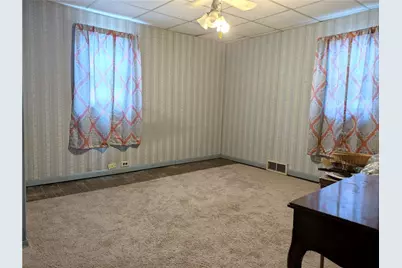 214 Jennings Ave, Scottdale, PA 15683 - Photo 17