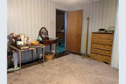 214 Jennings Ave, Scottdale, PA 15683 - Photo 17