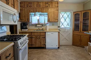 214 Jennings Ave, Scottdale, PA 15683 - Photo 3