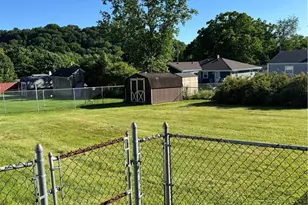 524 Arizona Dr, Lower Burrell, PA 15068 - Photo 3