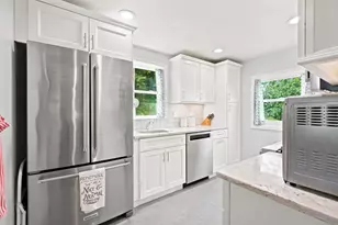 313 Veri Ave, Green Tree, PA 15220 - Photo 9