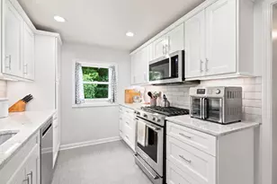 313 Veri Ave, Green Tree, PA 15220 - Photo 11