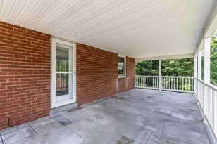 313 Veri Ave, Green Tree, PA 15220 - Photo 5