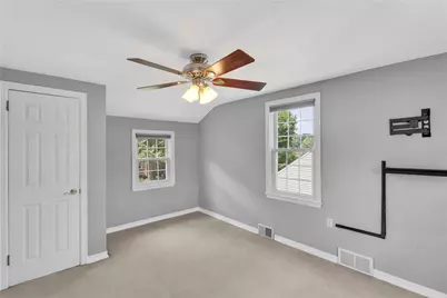 610 Patterson Rd, Bethel Park, PA 15102 - Photo 19