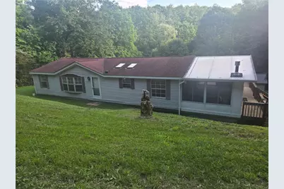 129 Gibson Hill Rd, Hanover Township, PA 15043 - Photo 3