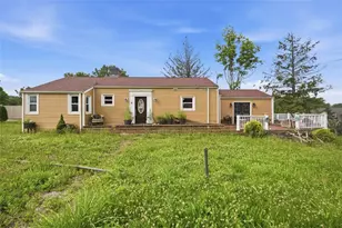 130 Pleasant Ave, Peters Township, PA 15317 - Photo 1