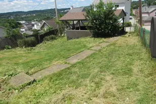 26 Mulberry St, Belle Vernon, PA 15012 - Photo 5